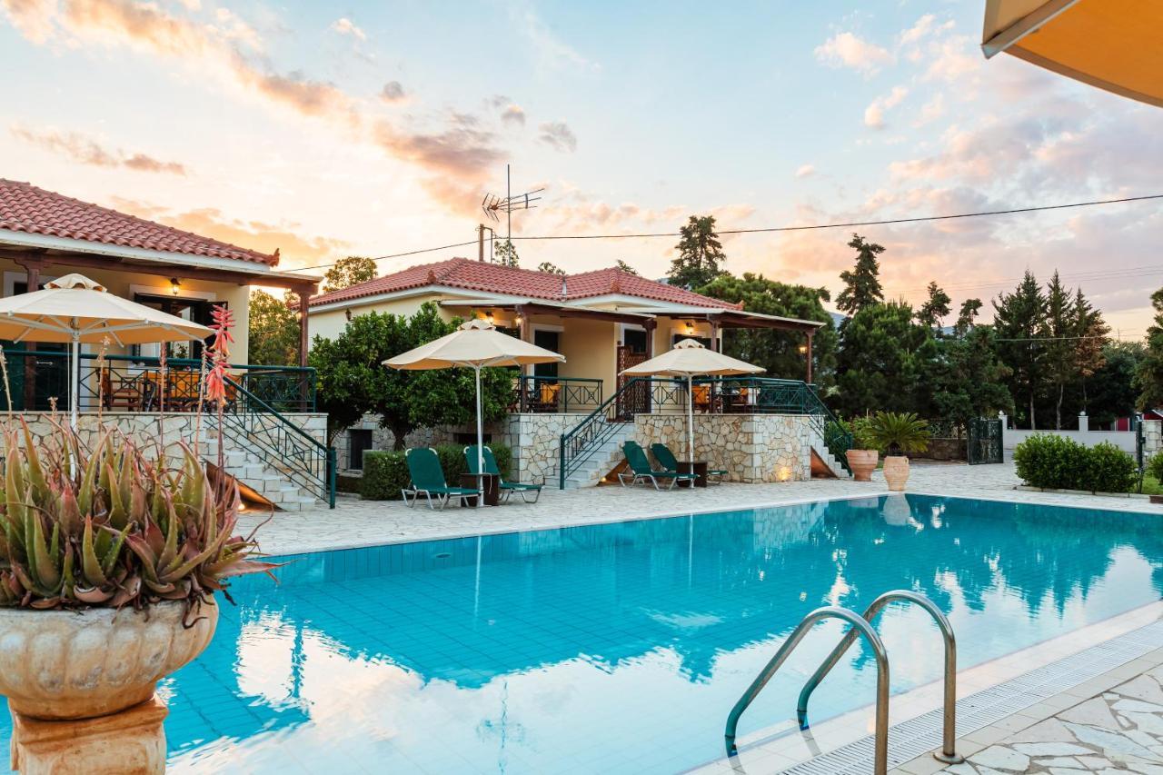 Dukes Poolside Houses Parálion Ástros 외부 사진